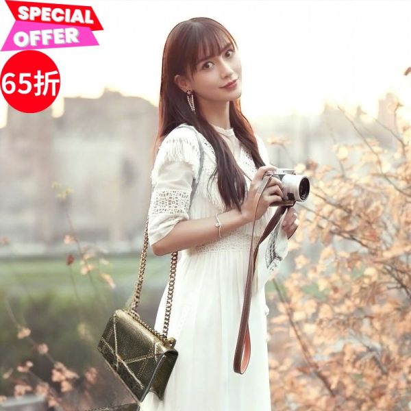 Dior Diorama 頂級小牛皮鏈帶包  香檳金色 Dior、Diorama、Dior包包價格、Dior包專櫃、Dior包款評價、Dior包包尺寸、Dior專櫃位置、Dior真品鑑定、小牛皮包、鍊帶包、羅紋包、精品包款、精品包推薦、小型包款推薦、實用包款推薦、精品包評價、精品包價格、平行輸入、精品平行輸入、100%真品、專櫃真品保證、精品折扣、優惠精品價格、限時優惠、快速配送、台灣精品代購、精品包包哪裡買、精品包專櫃價格