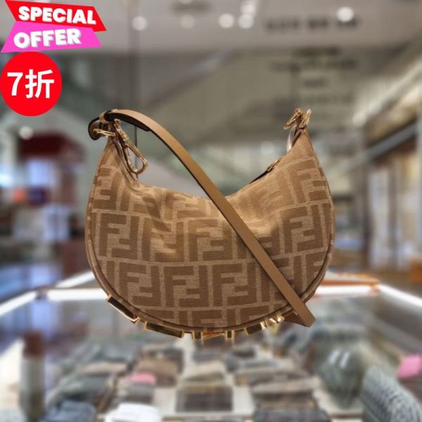Fendi 8BS081 迷你 Fendigraphy 米色 FF 豌豆包 Fendi 迷你包, Fendigraphy 半月包, FF 布料手袋, 米色手袋, 義大利手袋, 復古金屬包, 時尚百搭包款, 小牛皮肩帶包