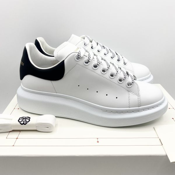 Alexander McQueen Oversized 男款厚底球鞋  黑色皮革尾/白色     IT 40 YSL COLLEGE學院包