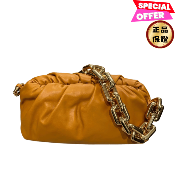 Bottega Veneta 620230 BV Chain 金鍊雲朵包  赭石棕色 Bottega雲朵包金鍊, BV Chain柔軟包, Bottega Veneta肩背包, 小牛皮精品包, 雲朵造型手拿包, 義大利精品推薦, 赭石棕色包款, 精品平行輸入, 100%真品保證, 限時精品優惠