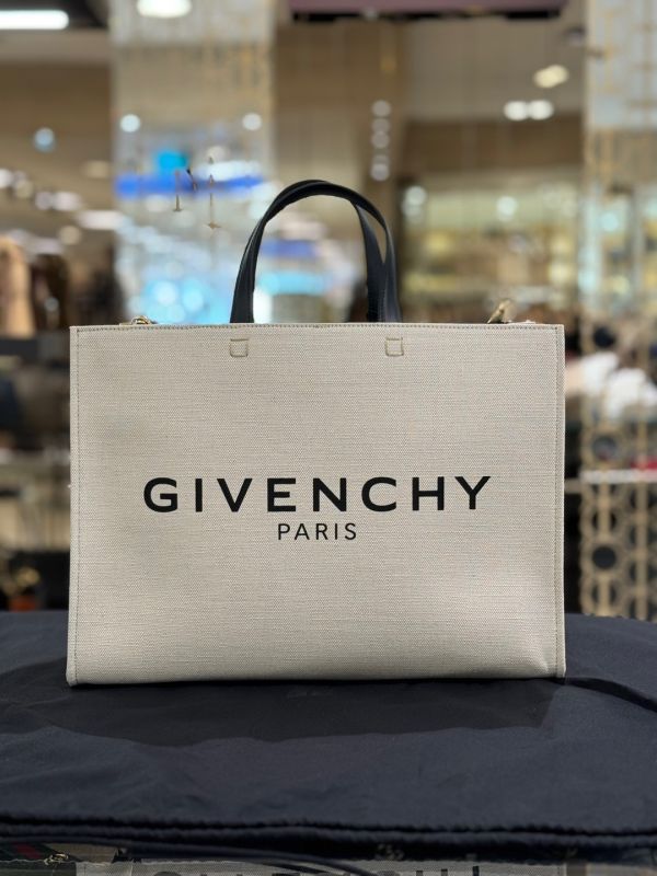 Givenchy 中款帆布手提 G-Tote 托特包    米色/附長款肩背帶 Givenchy 中款帆布手提 G-Tote 托特包   米色/附長款肩背帶