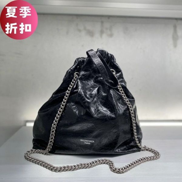 Balenciaga 742941 Crush 中款羊皮束口購物包   黑色/銀鍊 Balenciaga, Crush 中款, Balenciaga 購物包, 抽繩束口包, 銀鍊包, 精品平行輸入, 100% 真品, 專櫃真品保證, 精品折扣, 優惠精品價格, 限時優惠, 快速配送, 台灣精品代購