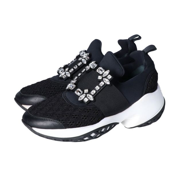 Roger Vivier VivRun 水晶搭釦運動鞋  增高7.5公分  EU 35/36/36.5/39 Roger Vivier VivRun 水晶搭釦運動鞋

增高7.5公分