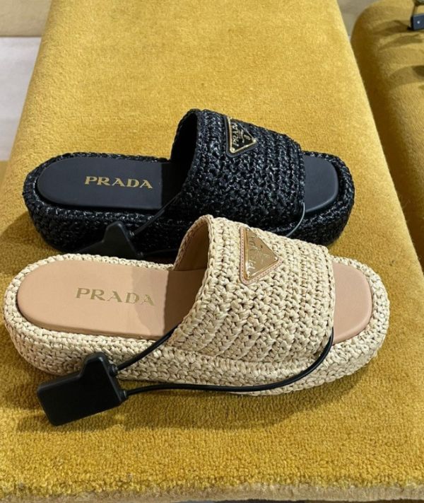 Prada 1XZ7612 女款鉤編厚底拖鞋  米色   IT 35/36/37/38/39 Prada 1XZ7612 女款鉤編厚底拖鞋  米色