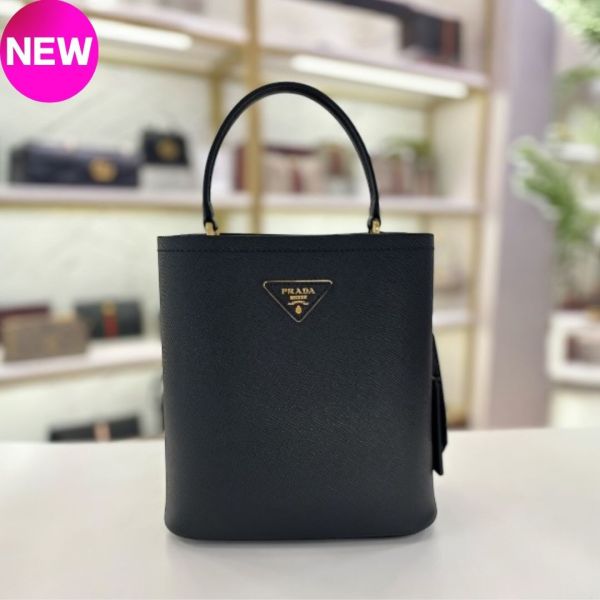 Prada 1BA212 中款 Panier Saffiano 水桶包   黑色 Prada 1BA212 中款 Panier Saffiano 水桶包   黑色