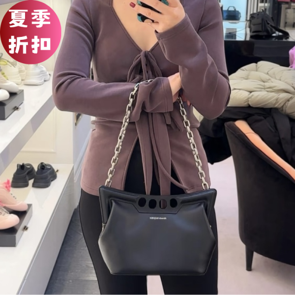 Alexander Mcqueen 小款 The Peak 小牛皮包    黑色 Alexander Mcqueen 小款 The Peak 小牛皮包



黑色