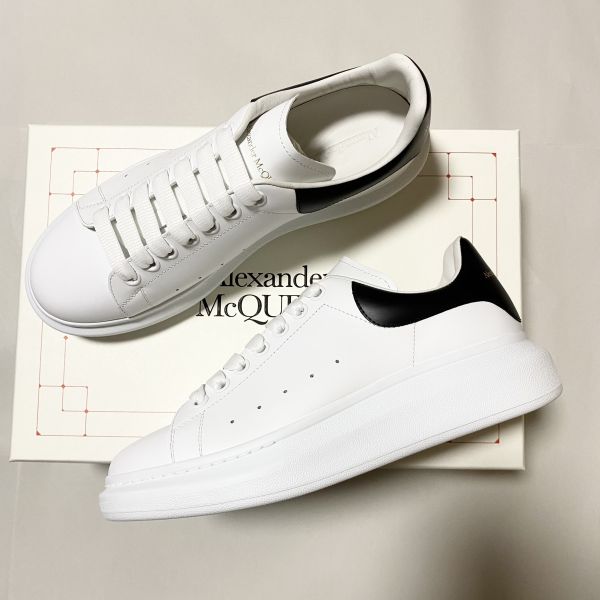 Alexander McQueen Oversized 男款厚底球鞋  黑色皮革尾/白色     IT 40 YSL COLLEGE學院包