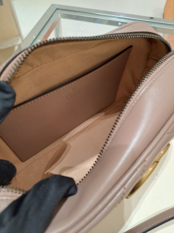 Gucci GG Marmont 447632 小款立體浮雕相機包     乾燥玫瑰粉色 Gucci GG Marmont相機包,小款斜背包,Gucci雙G配件包,絎縫皮革包