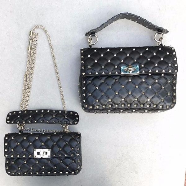 Valentino 小款 Spike 羊皮鉚釘包 黑色 