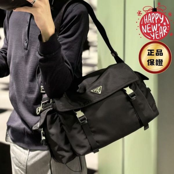 Prada 2VD082 Explore Re-Nylon 及皮革多口袋肩背包  黑色 Prada、Re-Nylon、Prada 2VD082、Saffiano、肩背袋、黑色包包、三角標誌、永續時尚、運動風格、再生尼龍包、環保精品、精品包推薦、精品包評價、精品包價格、平行輸入、100%真品、專櫃真品保證、限時優惠、精品包包哪裡買