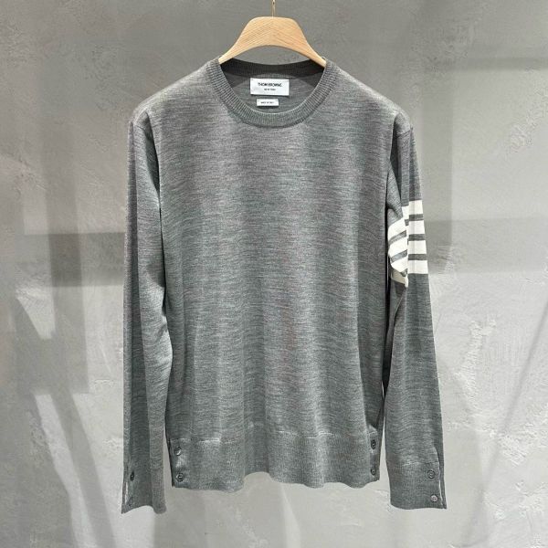 Thom Browne  男款 羊毛 4 Bar 條紋針織上衣  灰色  1S/2M/3L/4XL 