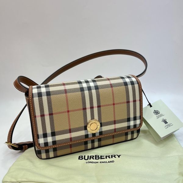 Burberry 80704211 Hampshire 包 典藏米色 