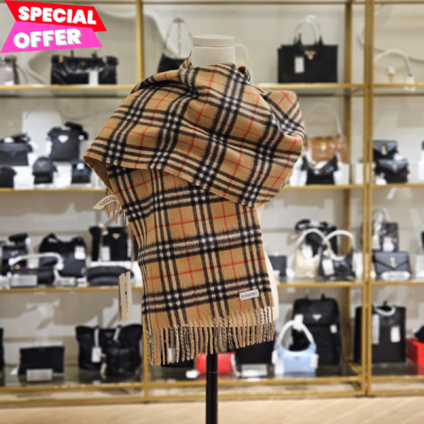 Burberry 80824801 Vintage格紋喀什米爾圍巾     168公分典藏米色 Burberry 喀什米爾圍巾, Burberry 經典格紋圍巾, Burberry 蘇格蘭製圍巾, Burberry 米色圍巾, Burberry Vintage 格紋, 喀什米爾圍巾, 流蘇設計圍巾