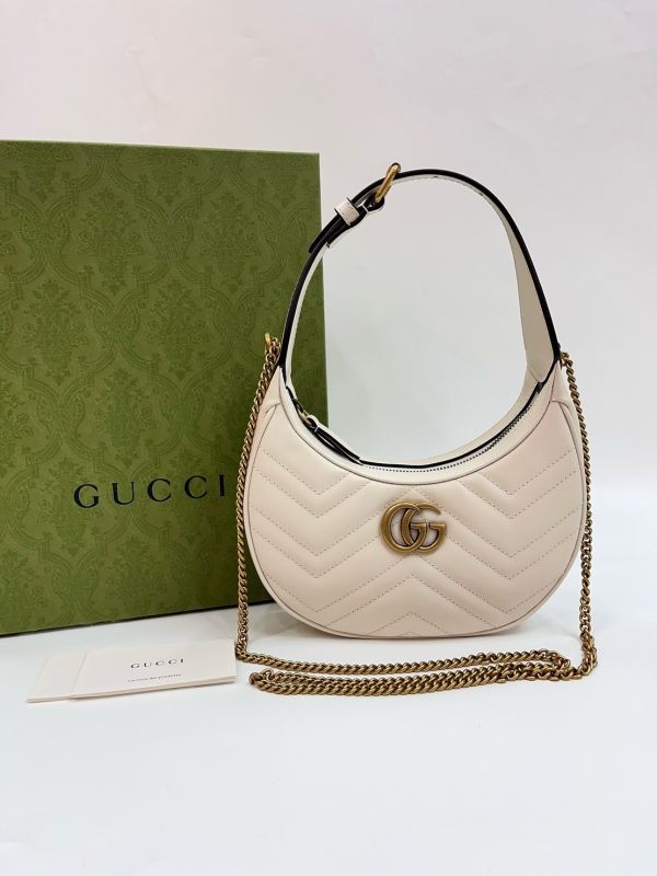 Gucci 699514 GG Marmont 半月形迷你包  附金鍊  白色 