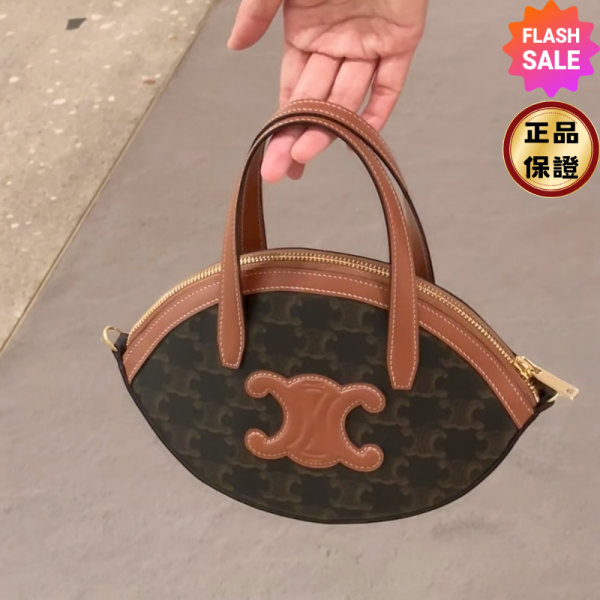 Celine 122262 老花凱旋門 Oval 橢圓包 棕褐色/付長肩帶 CELINE, Oval, 塗層帆布及牛皮橢圓造型拉鍊二用包, 義大利製造, 棕褐色, 可調背帶, 時尚單品