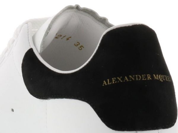 Alexander McQueen Oversized 女款厚底球鞋  黑尾/增高5公分    IT 35/35.5/36/36.5/37/37.5/38/38.5/39 