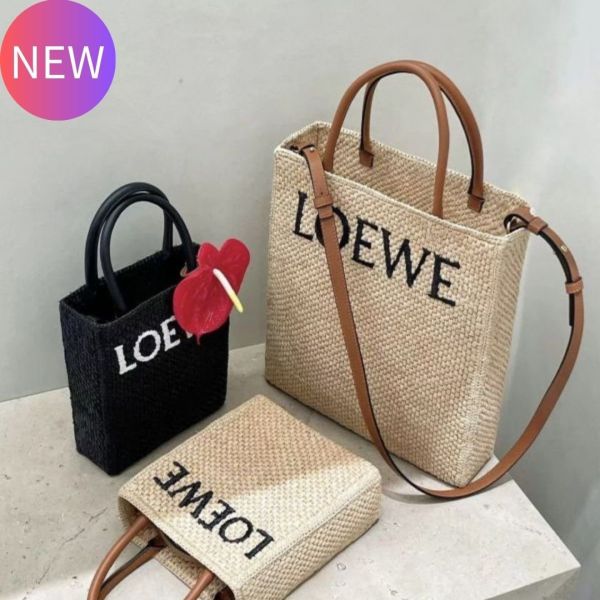 Loewe 酒椰纖維標準 A4 草編包  附可斜背長肩帶  原色 Loewe 酒椰纖維標準 A4 草編包