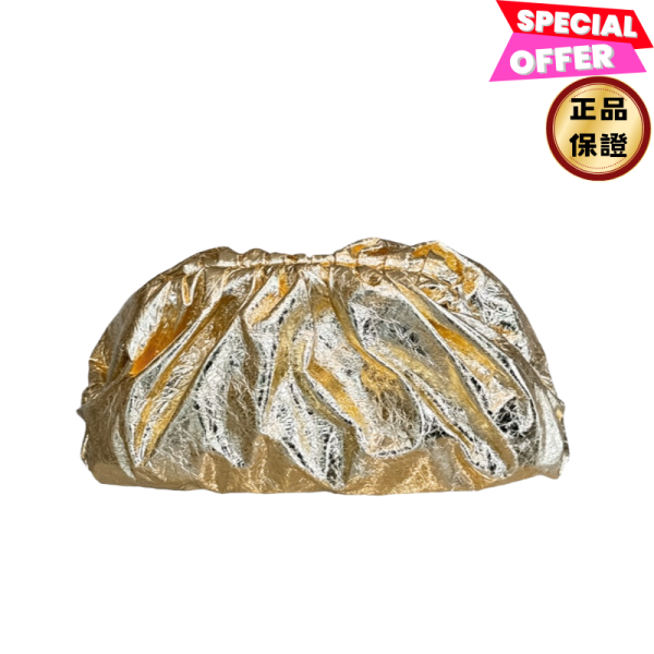 Bottega Veneta 576227 大款納帕小牛皮 Pouch包  金色 Bottega Veneta Pouch包, 小牛皮雲朵包, 大款 Pouch包, 金色雲朵包, 義大利手工包, 低調奢華包, 時尚手拿包
