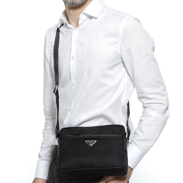 Prada 2VH048 跳傘布及皮革鑲邊單肩包 Prada尼龍單肩包, Saffiano皮革包, Prada百搭包, 跳傘布肩背包, 時尚輕便包款