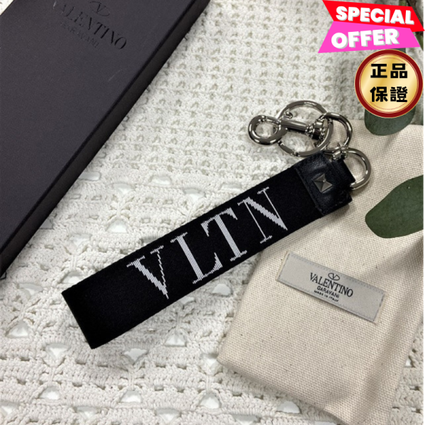 Valentino VLTN 黑色羅馬鉚釘金屬鑰匙圈 Valentino, VLTN, 黑色羅馬鉚釘金屬鑰匙圈, 義大利製造, 尼龍織物, 皮革配件, 時尚單品