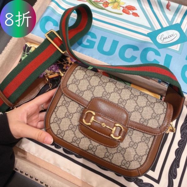 Gucci 1955 Horsebit 帆布小牛皮迷你馬鞍包   附兩條肩背帶 Gucci 1955 Horsebit 帆布小牛皮迷你馬鞍包   附兩條肩背帶