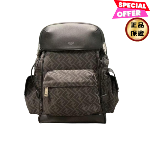 Fendi Drive 7VZ084 提花後背包 黑色 Fendi、Drive、Fendi包包價格、Fendi後背包選購、Fendi包款評價、Fendi包包尺寸、Fendi選購地點、Fendi真品折扣、提花包、後背包、大容量包、精品包、精品後背包推薦、商務包推薦、實用包推薦、精品後背包評價、後背包價格、平行輸入、精品平行輸入、100%真品、原廠真品保證、精品折扣、優惠精品價格、限時優惠、快速配送、台灣精品代購、精品包包哪裡買、精品後背包原廠價格