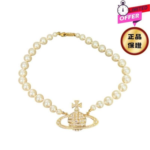Vivienne Westwood 泰晤士河迷你浮雕珍珠項圈  金色 Vivienne Westwood Thames 項鍊採玫瑰金電鍍與水晶 Orb 設計,搭配可調式鍊長,展現經典品牌風格。