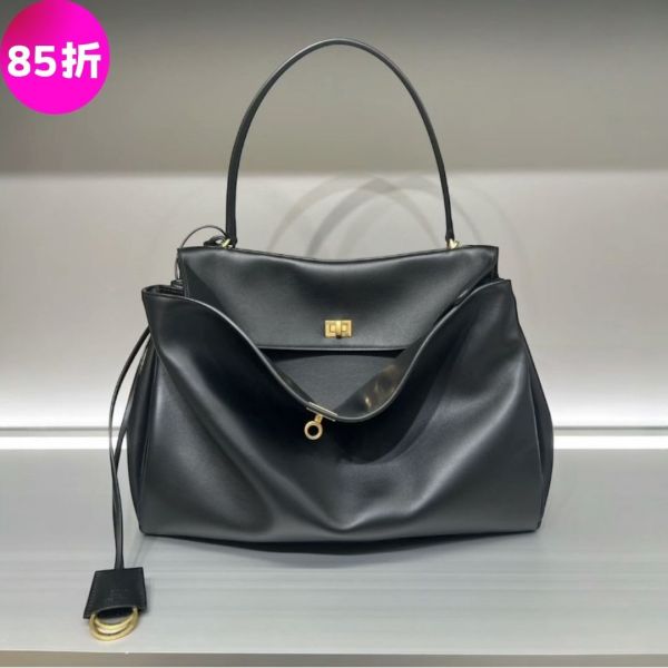 Balenciaga 789744 光滑小牛皮大款Rodeo 包    黑色/復古金釦    -奢華與實用兼具的理想 Balenciaga Rodeo 大號手提包, 黑色小牛皮手提包, 可拆卸肩帶手提包, 做舊金色五金配件, Balenciaga 義大利製手提包, Balenciaga 光滑皮革包