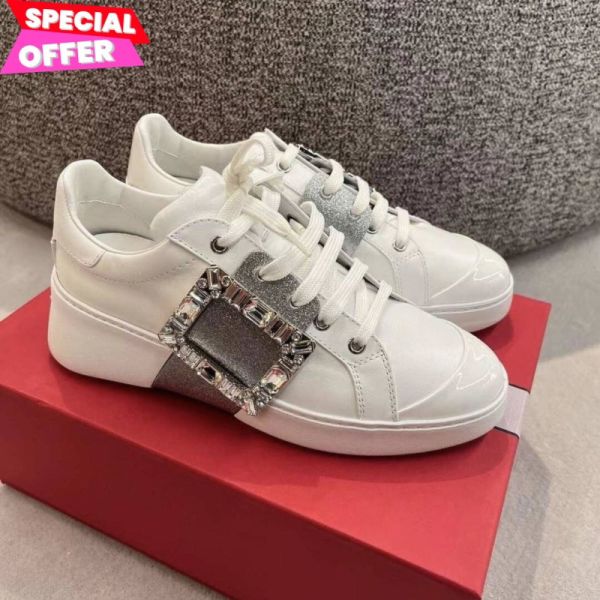 Roger Vivier 女款 Viv Skate 銀色裝飾水晶方釦皮革運動鞋    EU 35.5/38 Roger Vivier Viv' Skate 運動鞋, 水晶方釦運動鞋, Roger Vivier 銀色運動鞋, 閃光綁帶運動鞋, 義大利製運動鞋, Vivier 高底設計運動鞋, 奢華時尚運動鞋