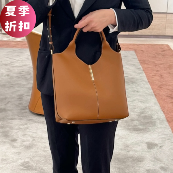 Tod's Barretta 小金條小牛皮托特包 焦糖棕色 Tod's, 小牛皮, 購物托特袋, 義大利製造, 時尚手袋, 奢華設計, 高端女包, 磁扣袋口, 可拆肩帶, 刺繡設計
