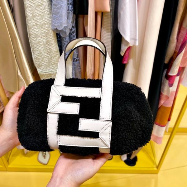 Fendi 7VA570 迷你保齡球包 Fendi 7VA570 迷你羊毛皮革保齡球包    黑白配色