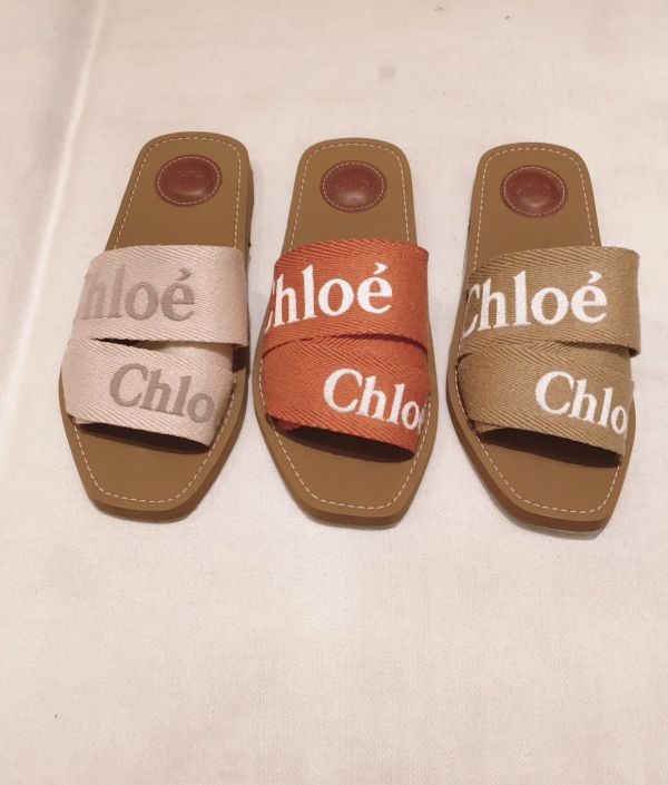 Chloe 女款 Woody Logo 拖鞋     茶色和橙色    IT 35/36/37/38/39/40 Chloe 女款 Woody Logo 拖鞋     茶色和橙色    IT 35/36/37/38/39/40