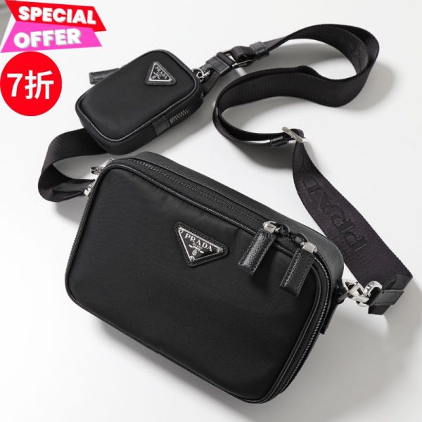 Prada 2VH070 Saffiano 再生尼龍及 Saffiano Brique 相機包  附吊飾萬用包  黑色 Prada、Brique、Prada包包價格、Prada包專櫃、Prada包款評價、Prada包包尺寸、Prada專櫃位置、Prada真品鑑定、相機包、再生尼龍包、Saffiano包、精品包款、精品包推薦、小型包款推薦、實用包款推薦、精品包評價、精品包價格、平行輸入、精品平行輸入、100%真品、專櫃真品保證、精品折扣、優惠精品價格、限時優惠、快速配送、台灣精品代購、精品包包哪裡買、精品包專櫃價格