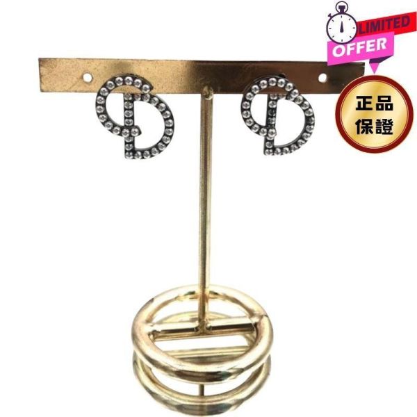Dior CD 錯位古銀色耳環 Dior CD 錯位古銀色耳環