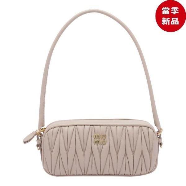 Miu Miu 5NE024 Beau Matelasse 皺褶納帕軟皮肩背包   粉色 Miu Miu, Matelassé, 納帕軟皮, 化妝袋, 義大利製造, 時尚單品