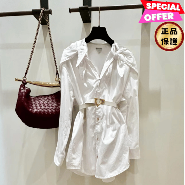 Bottega Veneta 788913 女款 OS版型 緊密棉質結飾襯衫/上衣 白色  IT38/40/442 Bottega Veneta肩背包, 小牛皮大容量包, Bottega真品包推薦, Jodie包, 義大利精品肩背包, 通勤皮革包, 精品大包推薦, 精品平行輸入, 100%真品保證, 時尚百搭大包