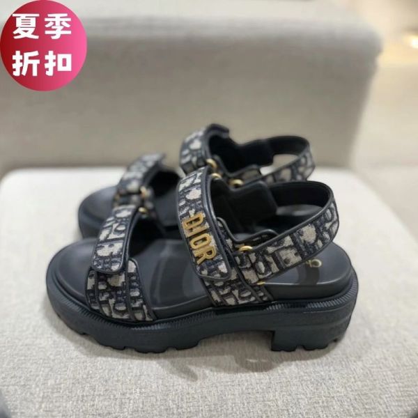 Dior Oblique 圖案刺繡棉布 Dioract 厚底涼鞋   深藍色/增高5.5公分  IT37/37.5/38/39 Jimmy Choo, 納帕皮革, Diamond Maxi, 運動鞋, 義大利製造, 時尚鞋款, 奢華設計, 高端運動鞋, 漸變色閃粉, 鑽石型鞋底