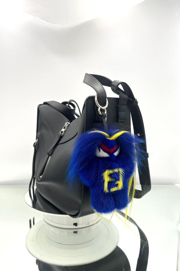 Fendi 7AR524 Fendirumi  Piro-chan 大款貂毛吊墜吊飾  藍色 