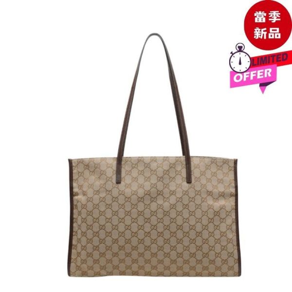 Gucci 875056 Londra  GG 帆布雙 G 吊飾大型托特包  沙色／深棕色 Gucci,Gucci Londra,Gucci Londra Tote,Gucci Large Tote,Gucci托特包,Gucci大型托特包,Gucci GG帆布,Gucci老花包,Gucci雙G吊飾,Gucci筆電包,Gucci通勤包,Generation Gucci,Diamante帆布,精品托特包,875056 FAF8N 9651