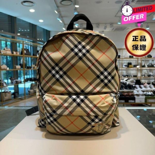 Burberry 80913121 EKD 經典格紋後背包  沙色 Burberry雙肩包, 尼龍後背包, 黑色雙肩包, 筆電隔層後背包, 義大利製精品包, Burberry時尚背包, 抗撕裂背包, 都會型男包款