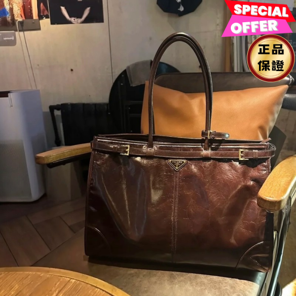 Prada 2VG128 超大款亮澤皮革繫帶 Bonnie包 棕色/付長肩帶 Prada, Bonnie手提袋, 小牛皮, 再生尼龍, 義大利製造, 時尚單品