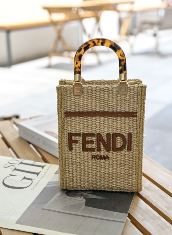 Fendi 8BS051 草編及小牛皮Sunshine 包  自然色 Fendi 8BS051 草編及小牛皮Sunshine 包  自然色