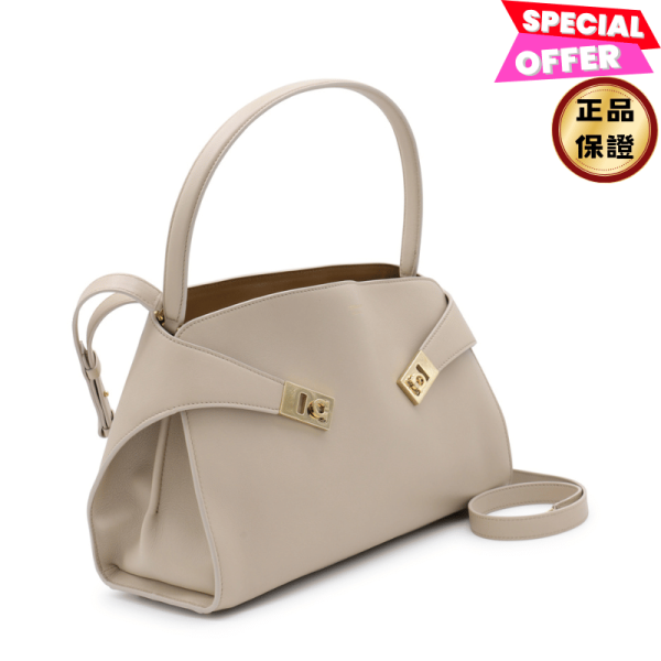 Ferragamo 780594 中款小牛皮 Soft Hug包  米色 Ferragamo, Hug Soft, 雙色單肩包, 大號, 綠色, 義大利製造, 牛皮, Gancini扣飾, 實用設計, 時尚單品