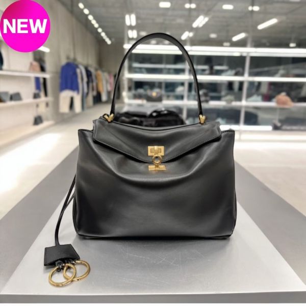 Balenciaga 789779 光滑小牛皮 小款 Rodeo 包    黑色/復古金釦 Balenciaga、Rodeo、789779、Balenciaga 789779、小牛皮包、黑色包包、復古金釦包、小款手提包、翻蓋設計包、義大利製奢侈品包包、光滑皮革包、復古風格包包、精品包推薦、精品包評價、精品包價格、平行輸入、100%真品、專櫃真品保證、限時優惠、精品包包哪裡買