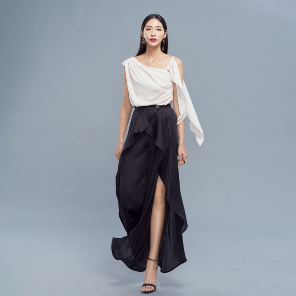 ERIKACHUNG 新清俐落｜荷葉長寬褲裙 #erikachung #洋裝 #高級訂製 #高訂禮服 #高訂時裝 #設計師品牌 #Erika設計師