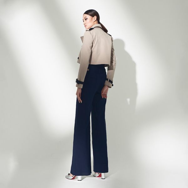 ERIKACHUNG 經典格紋｜騎士風卡其排扣短版外套 #erikachung #下著 #裙裝 #高級訂製 #高訂禮服 #高訂時裝 #設計師品牌 #Erika設計師