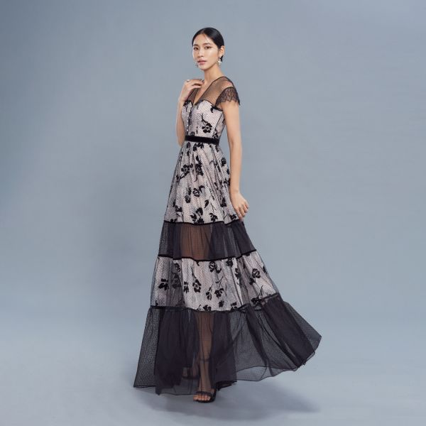 ERIKACHUNG 普羅旺斯｜粉嫩玫瑰透膚雙層次長洋裝 #erikachung #洋裝 #高級訂製 #高訂禮服 #高訂時裝 #設計師品牌 #Erika設計師