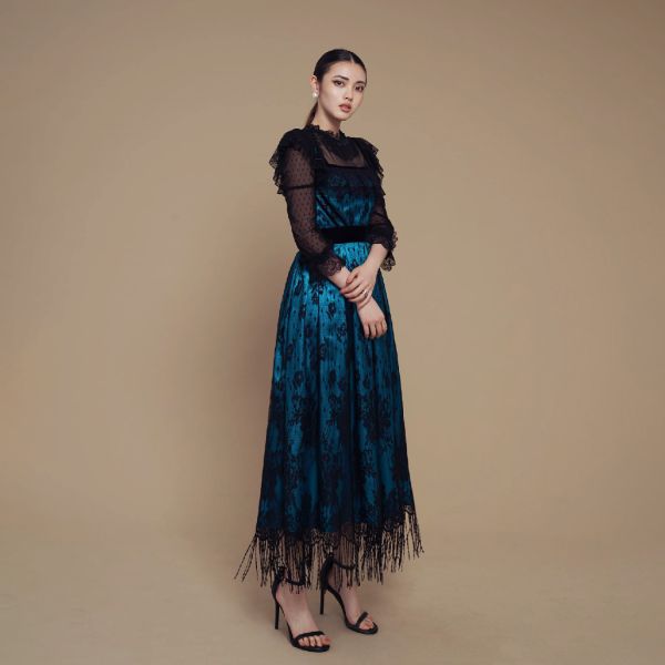 ERIKACHUNG 法式古典綠寶石｜蕾絲鍛光流蘇洋裝 #erikachung #洋裝 #高級訂製 #高訂禮服 #高訂時裝 #設計師品牌 #Erika設計師