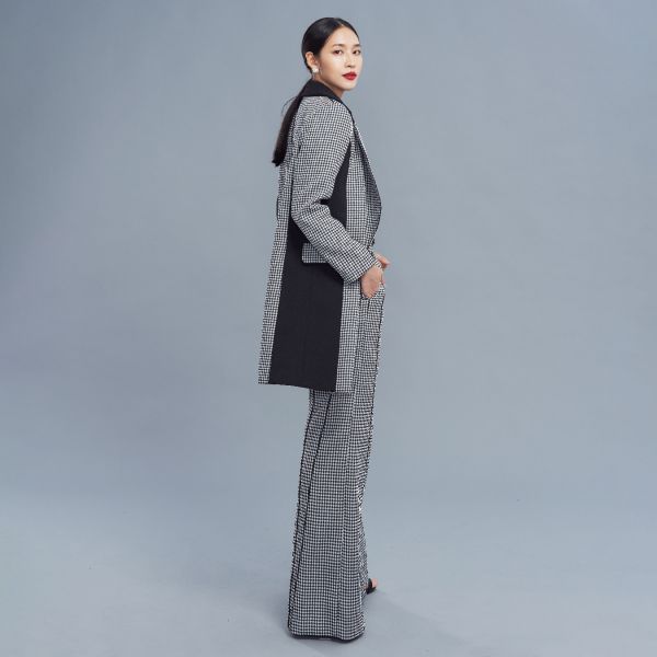 ERIKACHUNG 品牌經典｜格紋撞色西裝外套 #erikachung #西裝褲 #女士西服 #高級訂製 #女士西裝 #高訂時裝 #設計師品牌 #Erika設計師