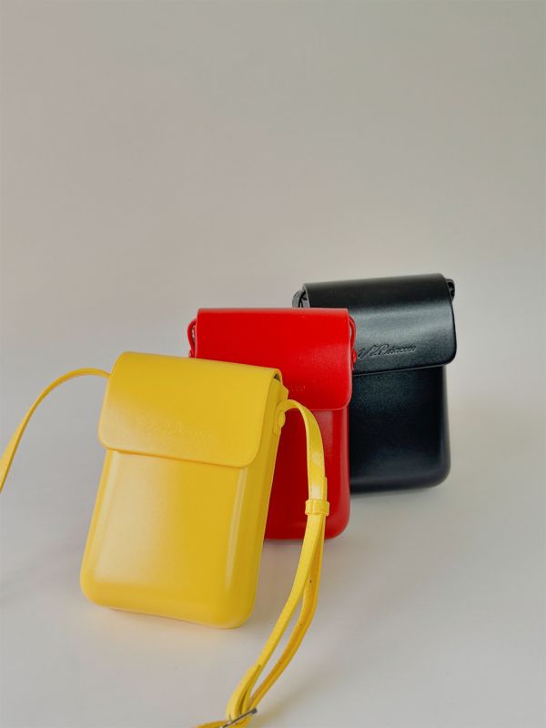 品牌皮革糖磚手機包 